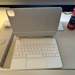 Apple Magic Keyboard